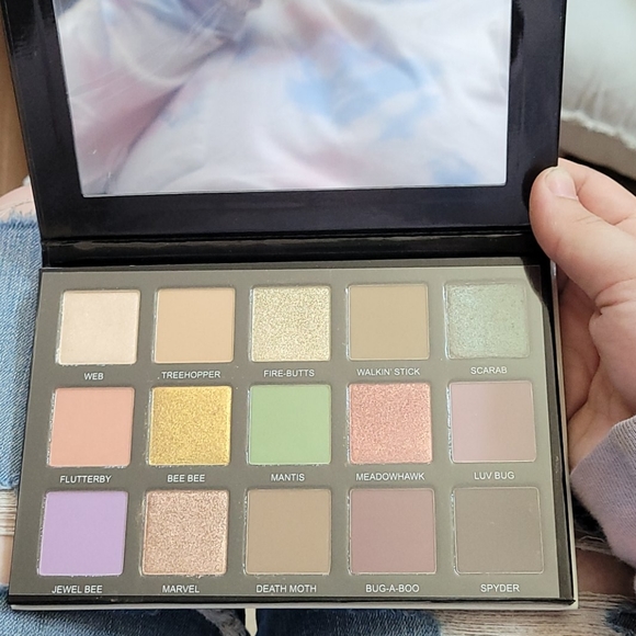 Sydney Grace Tiny Marvels palette TALC free! - Picture 2 of 3